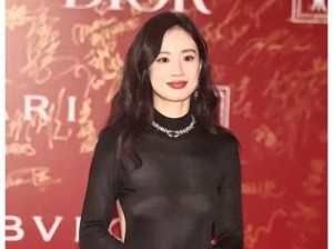 为什么有些女人拍照如此大胆？这里有你想知道的答案